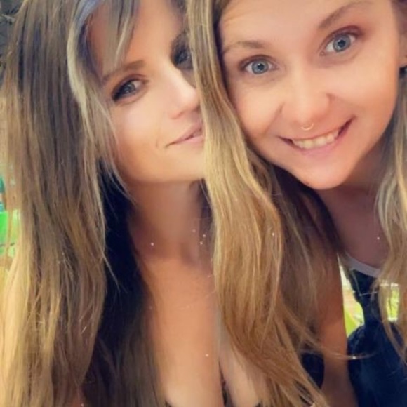 Meet your Posher, Brittany - Picture 1 of 1